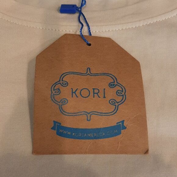 Kori America Cream Shirt with Stitching - Picture 7 of 10